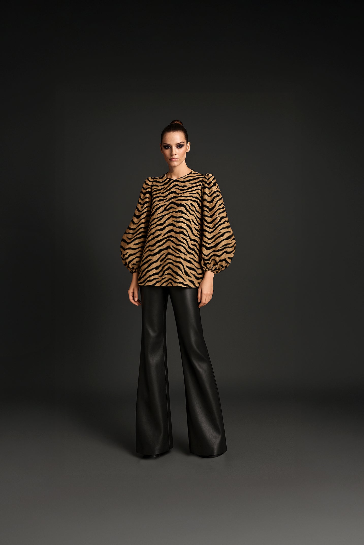 Faux leather pants - LSS26100140